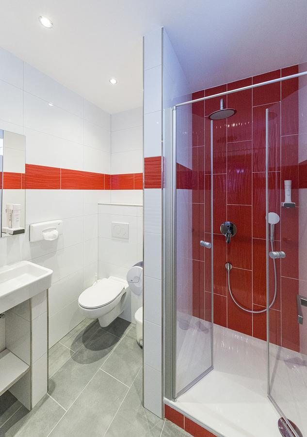 Hotel Tommasi Mörfelden-Walldorf Esterno foto